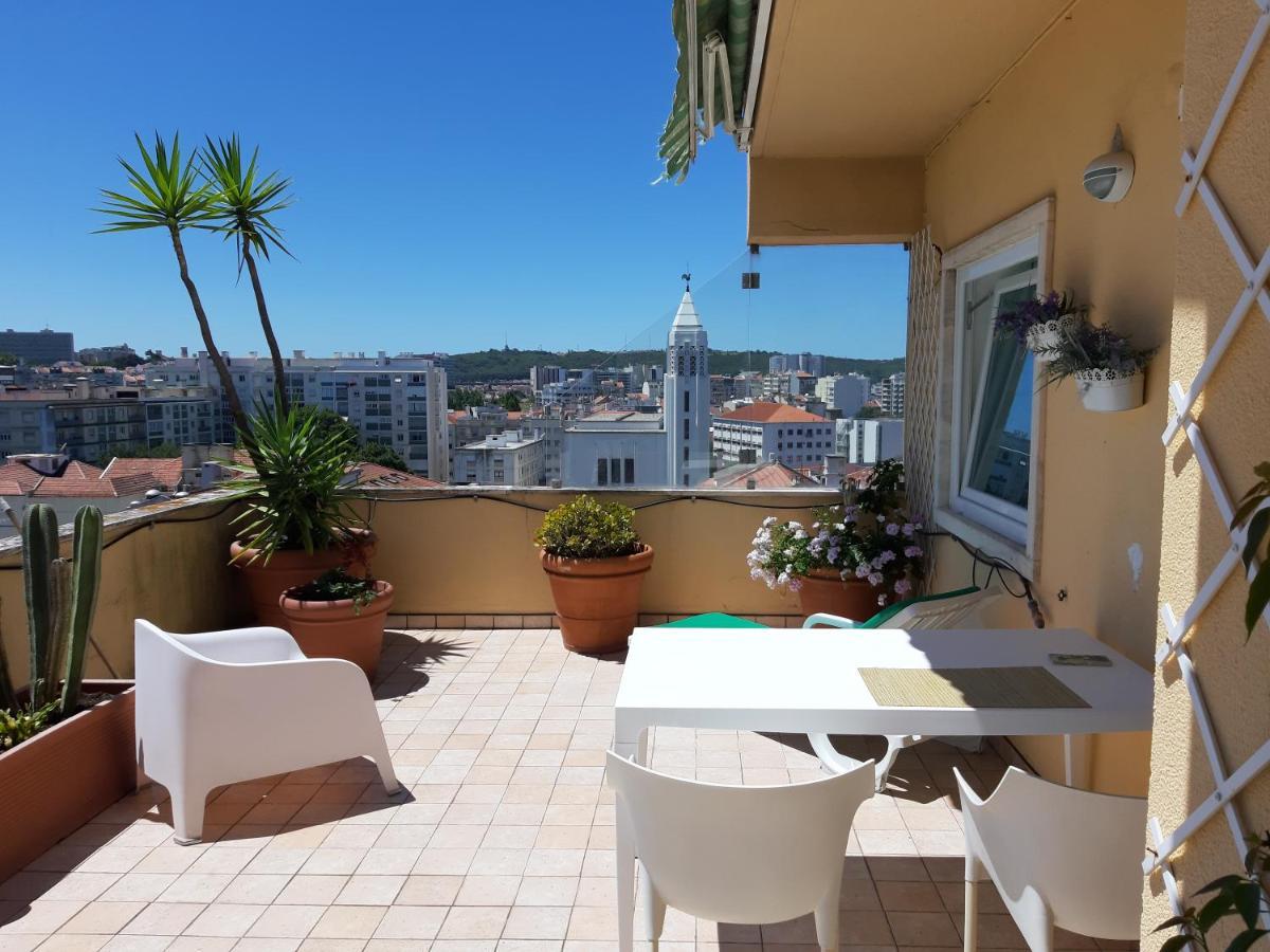 Sunrise Terrace Apartment Lissabon